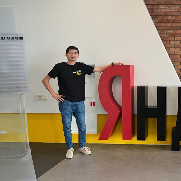 Ilknomzhon Sidikov, Computer Science student is interning as Software Engineer at Yandex.